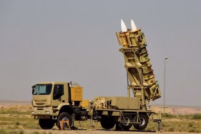 Hệ thống phòng không nội đia đầu tiên của Iran "Bavaria-373".