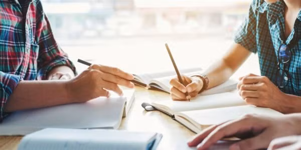 Các gói hỗ trợ thúc đẩy khả năng tiếp cận giáo dục đại học. Ảnh: Expat