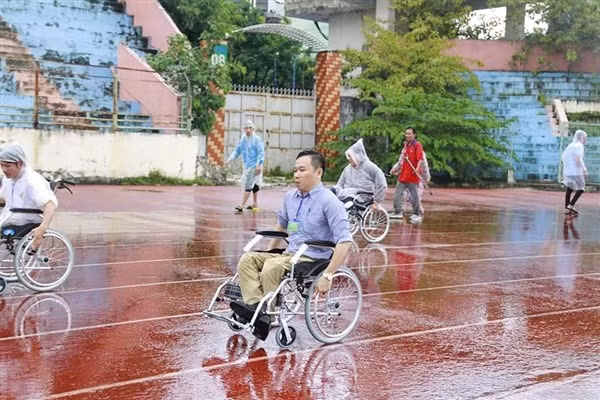 Những người khuyết tật tỏa sáng ảnh 3