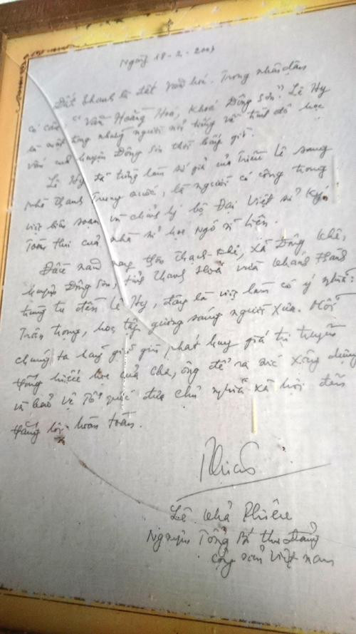 Lưu bút của cố Tổng Bí thư Lê Khả Phiêu khi về tham dự khánh thành di tích Tể tướng Lê Hy.