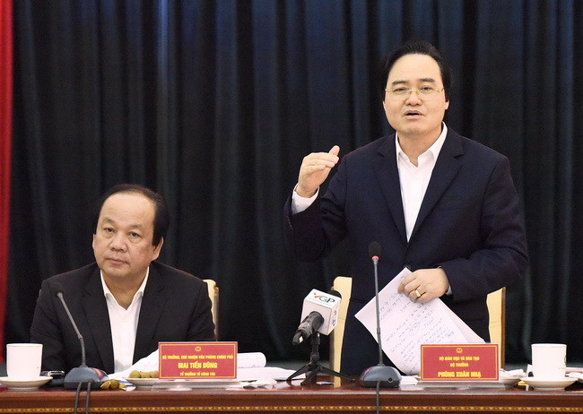 Bộ trưởng Bộ GD&ĐT Phùng Xuân Nhạ phát biểu tại buổi làm việc Bộ trưởng Bộ GD&ĐT Phùng Xuân Nhạ phát biểu tại buổi làm việc