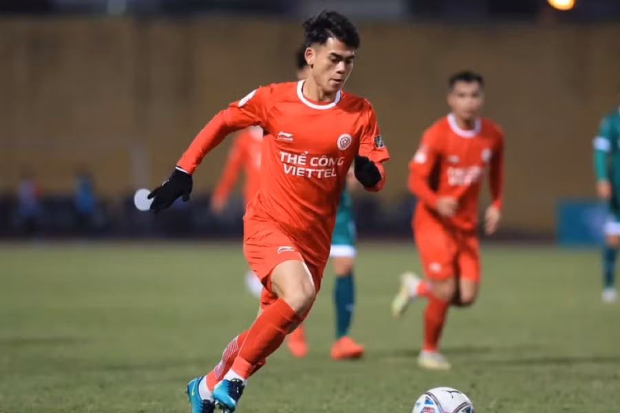 Văn Khang trong trận Thể Công Viettel gặp Daejeon Hana Citizen FC chiều tối 27/1.