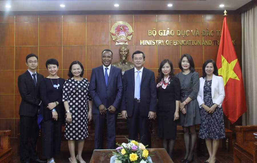 Các đại biểu tại buổi tiếp