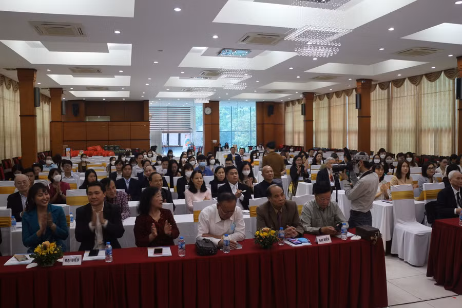 Hội thảo thu hút sự quan tâm của đông đảo chuyên gia, nhà quản lý