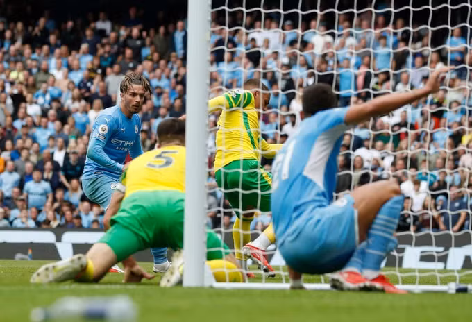 Grealish nâng tỷ số lên 2-0 cho Man City.