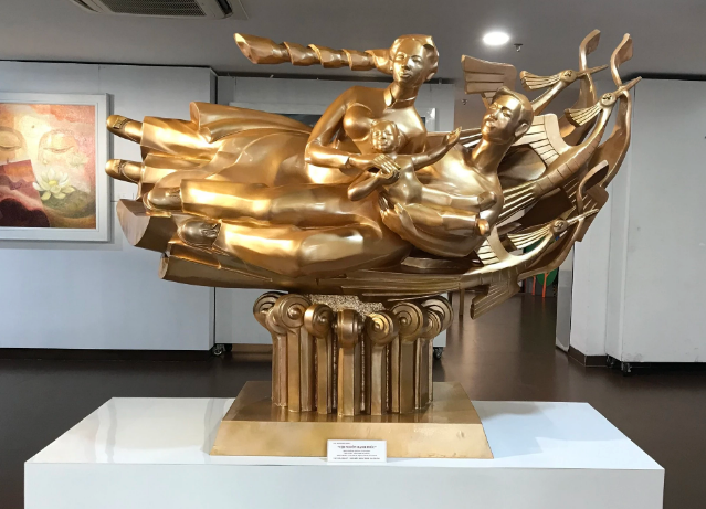 Tác phẩm &apos;Cội nguồn hạnh phúc&apos; của Đinh Gia Thắng.