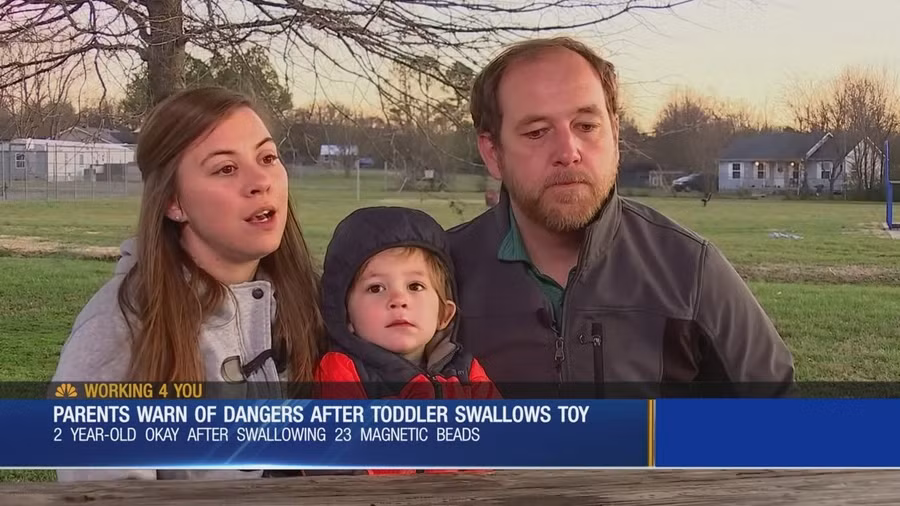 Nuốt 23 hạt nam châm vào bụng, cậu bé 2 tuổi thoát chết hy hữu