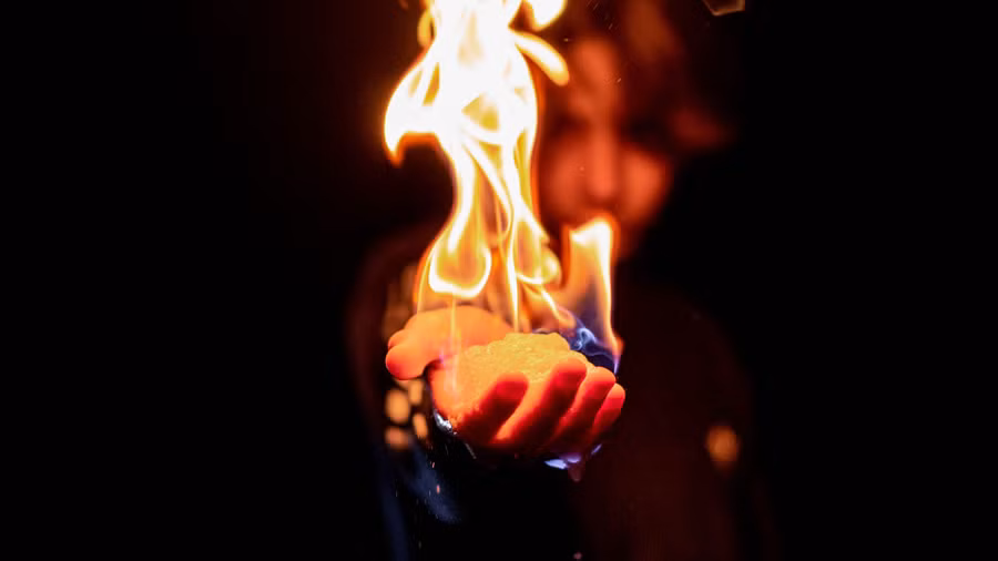 Con người có thể tự bốc cháy. 