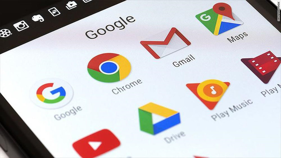 Google: Cùng với hàng loạt dịch vụ YouTube, Gmail, Google Play, Google Maps, Google Drive, Hangouts, Blogger đều không khả dụng tại Trung Quốc. Cột mốc quan trọng nhất là năm 2010, khi đồng sáng lập Sergey Brin chỉ trích chính phủ, rút công cụ tìm kiếm khỏi quốc gia này.