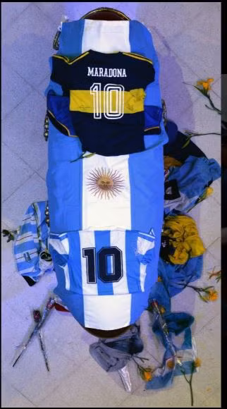 Maradona đã về bên vòng tay của Chúa nhưng nhiều phát ngôn của huyền thoại người Argentina sẽ mãi để đời.