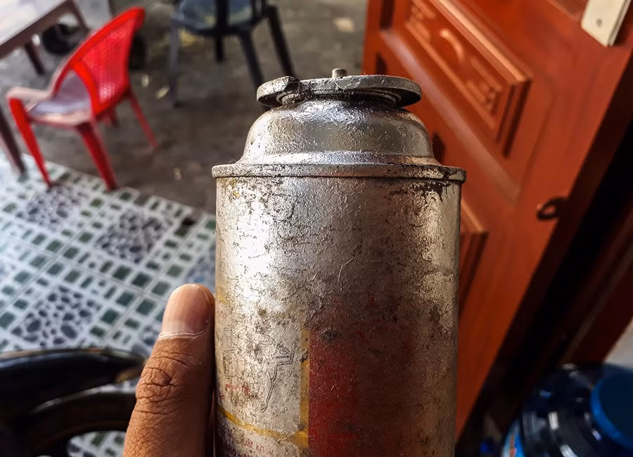 Nổ bình gas mini, người đàn ông cụt tay, bỏng sâu vùng mặt