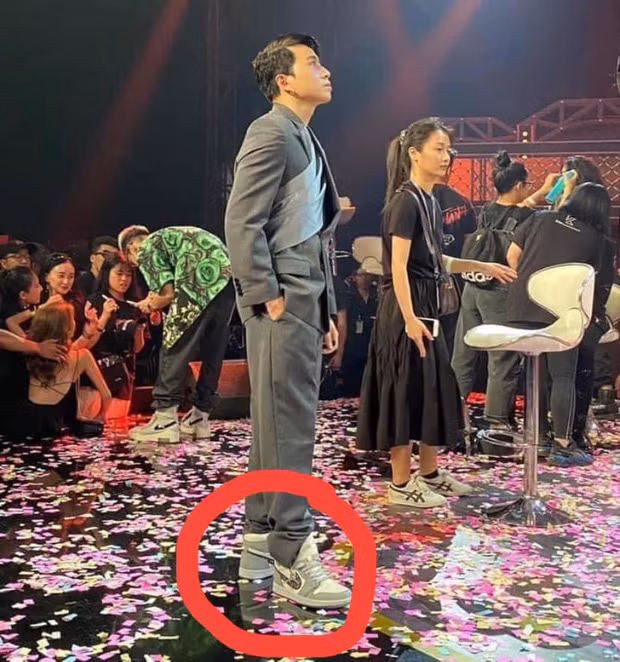 Chết cười con trai Xuân Bắc "vạch trần" Karik khóc trong Chung kết Rap Việt ảnh 3