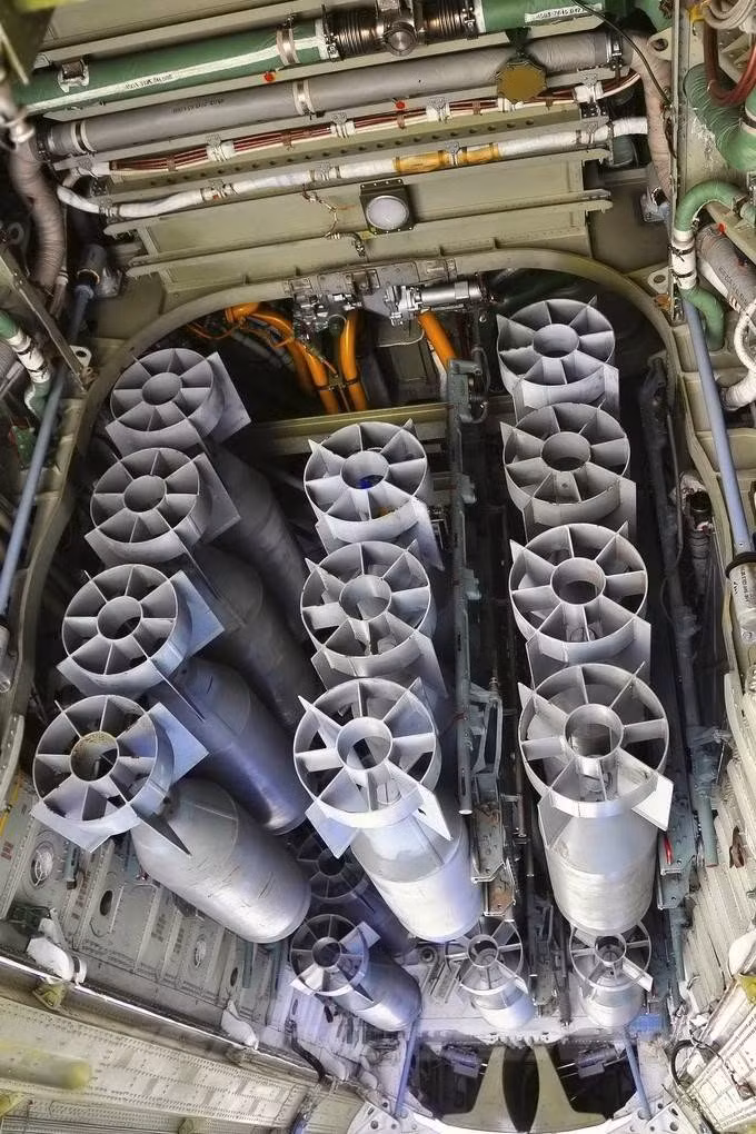 Tên lửa Kh-22 trang bị cho máy bay