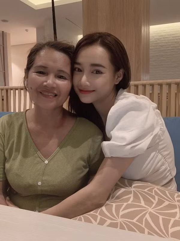 Nhã Phương bất ngờ xác nhận đã có con ảnh 3 Hot: Nhã Phương lên tiếng xác nhận đã có con ảnh 2