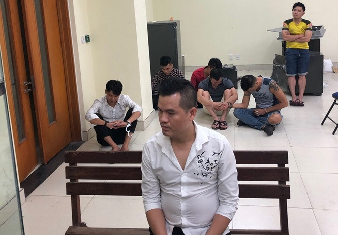 Vì sao chủ vũ trường nổi tiếng nhất Sài Gòn bị bắt tạm giam? - ảnh 1