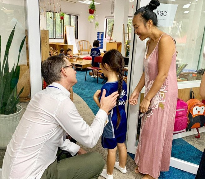 Loạt trường quốc tế đắt đỏ sao Việt đưa con đi nhập học ngày đầu ảnh 9 sao viet dua con di nhap hoc ngay dau, tiet lo toan cac truong quoc te dat do - 11