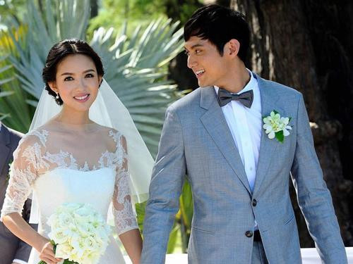 Sau khi đăng quang, Trương Tử Lâm vẫn tiếp tục hoạt động nghệ thuật trong lĩnh vực người mẫu và tham gia một số bộ phim như Bất nhị thần thám, Đại náo thiên cung, Ngạnh hán 2... Năm 2003, khi đang ở đỉnh cao sự nghiệp, cô bí mật làm đám cưới với bạn trai Nhiếp Lỗi, một doanh nhân chứng khoán trẻ tuổi, có ngoại hình điển trai. Năm 2016, cô sinh con gái đầu lòng. Hoa hau The gioi Truong Tu Lam bien mat khoi showbiz sau 12 nam hinh anh 2