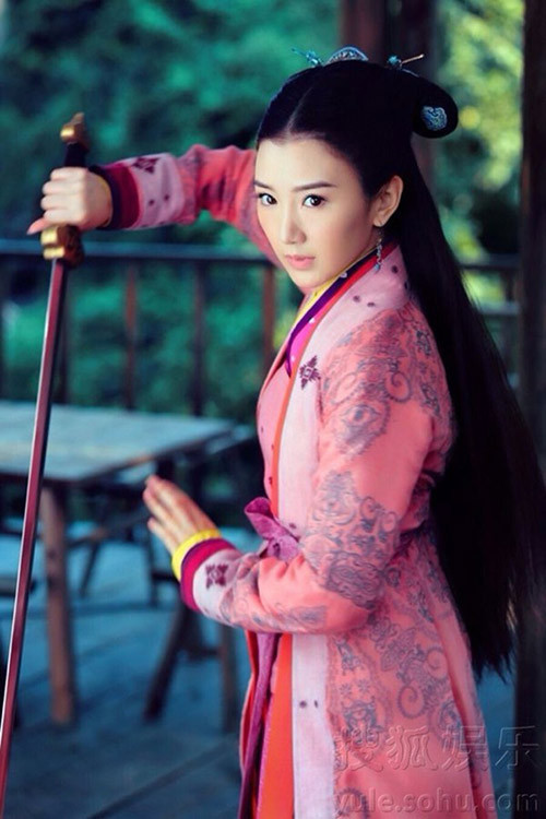 Cặp đôi phim “Tân Thần Điêu Đại Hiệp” lén lút hẹn hò ảnh 8 Cặp đôi phim