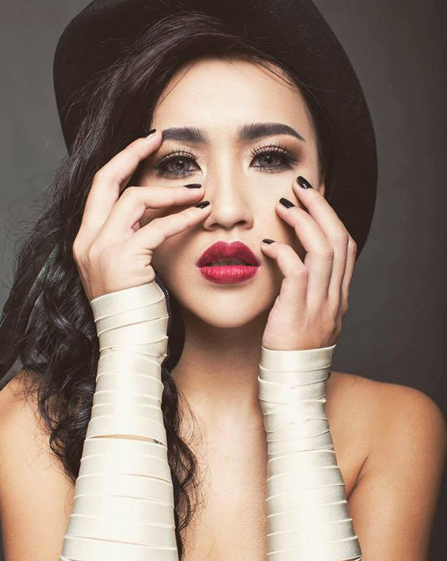 Ngắm thân hình siêu gợi cảm của DJ "bốc lửa nhất Hà thành" ảnh 9 Ngắm thân hình siêu gợi cảm của DJ "bốc lửa nhất Hà thành" ảnh 9