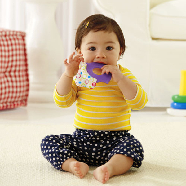 Đồ chơi cho bé dưới 1 tuổi Đồ chơi cho bé dưới 1 tuổi