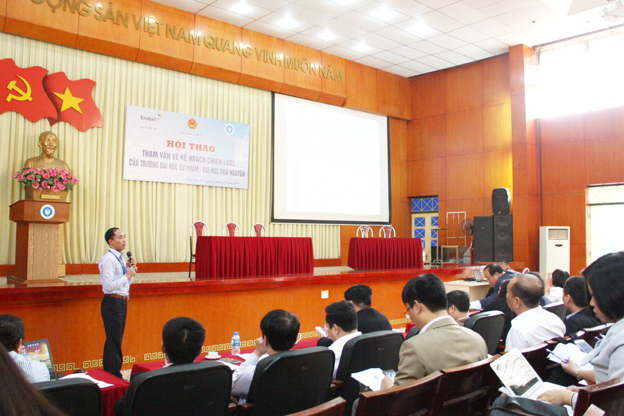 Hội thảo khoa học điều chỉnh chiến lược phát triển đáp ứng công cuộc đổi mới giáo dục của Trường ĐH Sư phạm Thái Nguyên. Ảnh: Việt Hà Hội thảo khoa học điều chỉnh chiến lược phát triển đáp ứng công cuộc đổi mới giáo dục của Trường ĐH Sư phạm Thái Nguyên. Ảnh: Việt Hà