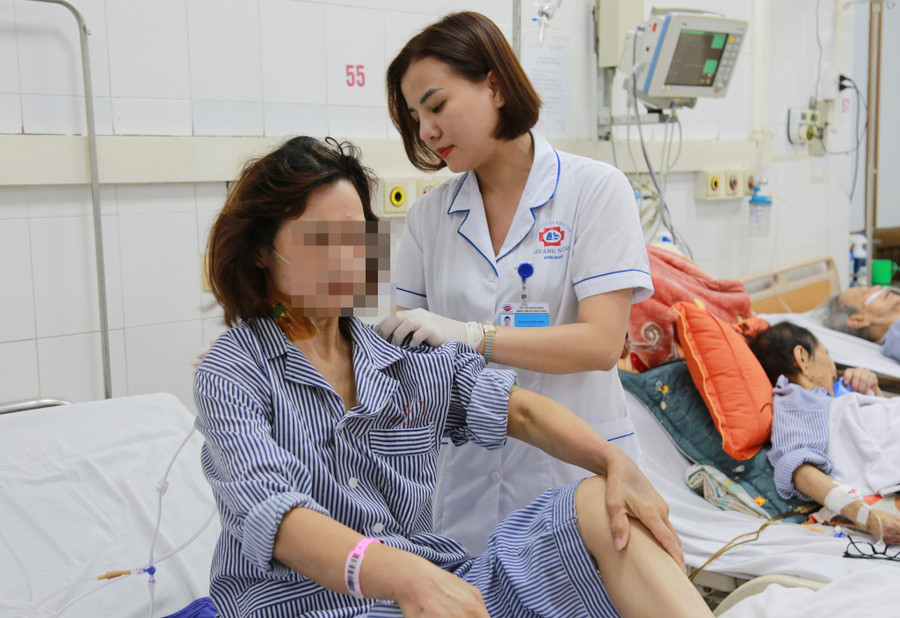 Bệnh nhân K. đang điều trị tại bệnh viện. Ảnh: BVCC. Bệnh nhân K. đang điều trị tại bệnh viện. Ảnh: BVCC.