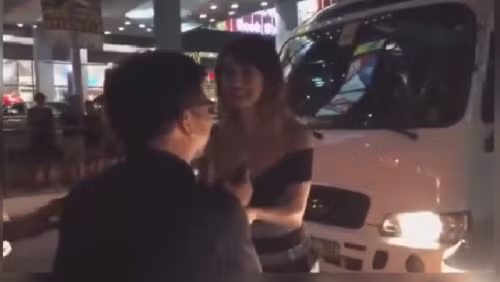 Maria Ozawa gây tai nạn, nạn nhân hồ hởi xin số điện thoại