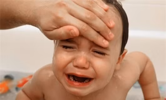 11 cách xử lý thông minh khi trẻ sốt cao, co giật ảnh 7