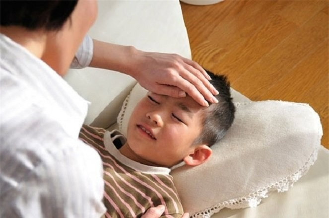 11 cách xử lý thông minh khi trẻ sốt cao, co giật ảnh 9 11 cách xử lý thông minh khi trẻ sốt cao, co giật ảnh 9