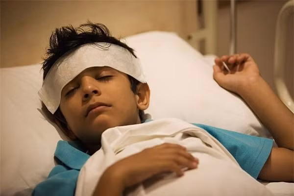 11 cách xử lý thông minh khi trẻ sốt cao, co giật ảnh 1