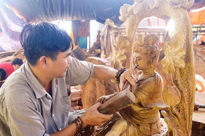 Hùng "sầu", từ giang hồ khét tiếng đến ông chủ