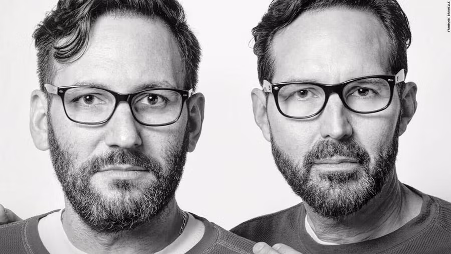 Michael Malone và Charlie Chasen thường hay bị bạn bè nhận nhầm khi đi ngoài đường.