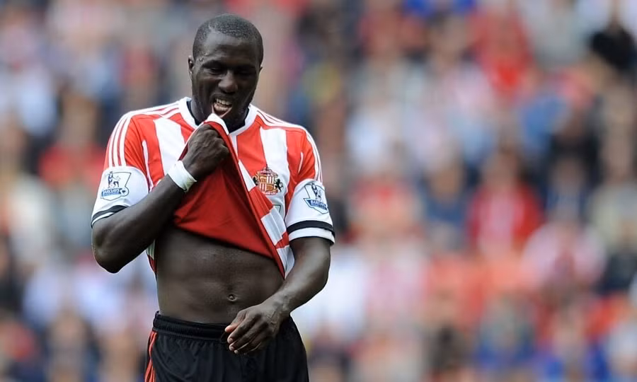 5. Jozy Altidore Chơi cho Sunderland từ năm 2013 đến 2015, nhưng chân sút Jozy Altidore không phát huy hết khả năng của mình khi có 29 trận đấu và đều … tịt ngòi.