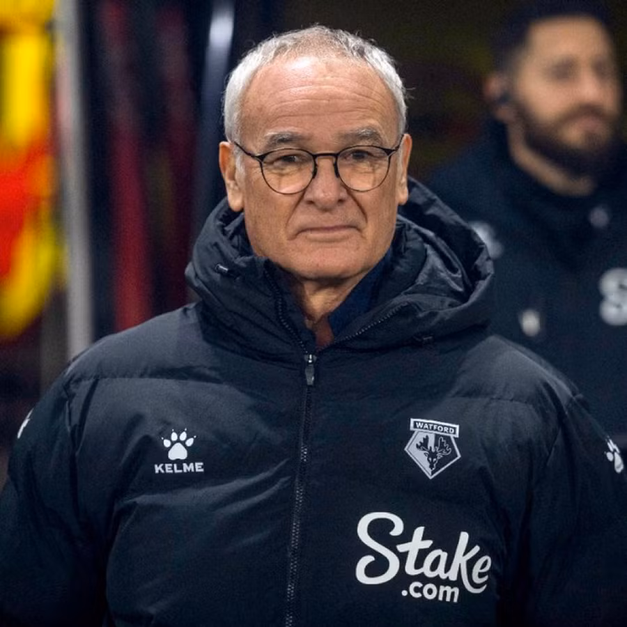 Claudio Ranieri bị Watford sa thải chỉ sau 14 trận cầm quân.