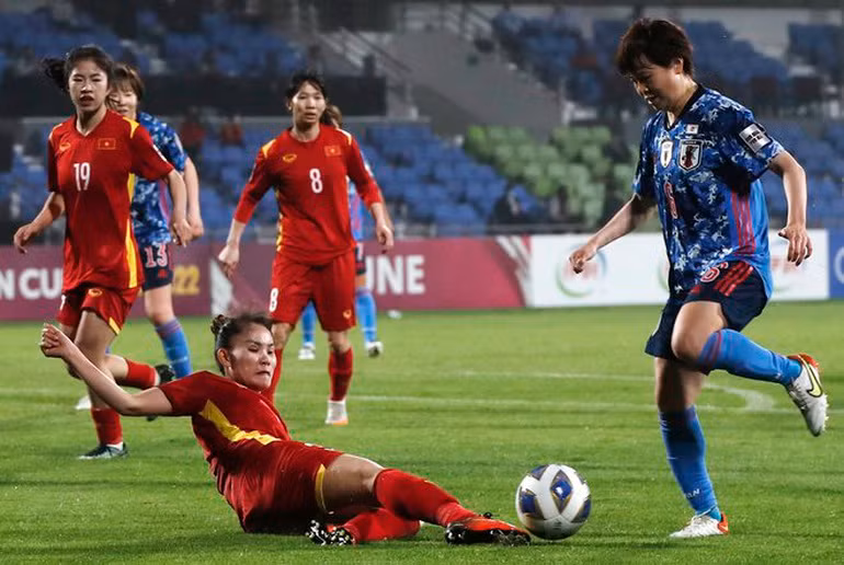 Thi đấu quả cảm nhưng các cô gái áo đỏ vẫn thua Nhật Bản ở lượt trận thứ hai.