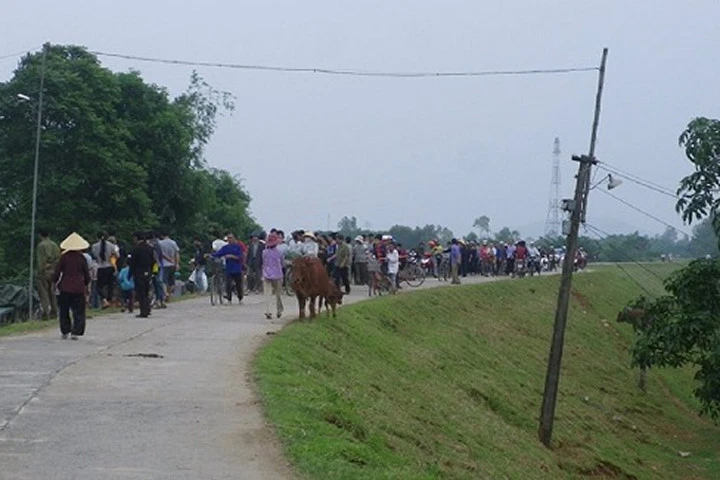 Tài xế kể lại phút bị khách đâm trọng thương, cướp xe trong đêm