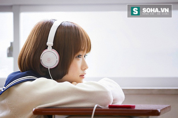 Nghe nhạc buồn quá nhiều liệu có... chết sớm? ảnh 5 Nghiên cứu cho thấy nghe nhạc buồn lại giúp chúng ta vui hơn! Ảnh nguồn Internet.