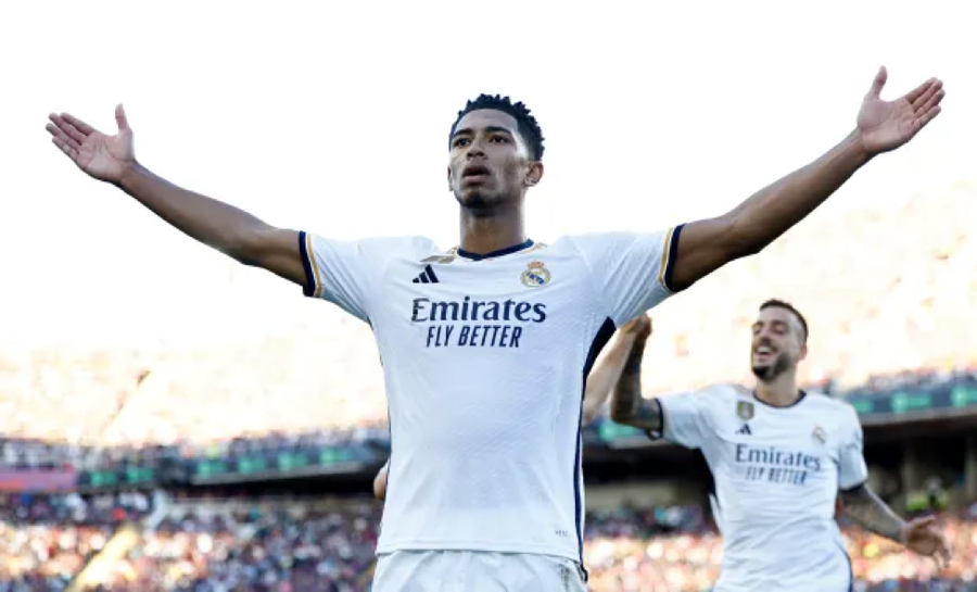 Jude Bellingham được kỳ vọng sẽ đoạt giải Cậu bé Vàng năm 2023. Jude Bellingham được kỳ vọng sẽ đoạt giải Cậu bé Vàng năm 2023.