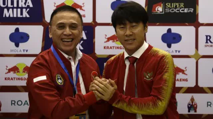 Chủ tịch PSSI Mochamad Iriawan tin tưởng huấn luyện viên Shin Tae-yong sẽ giúp Indonesia vô địch AFF Cup 2022.