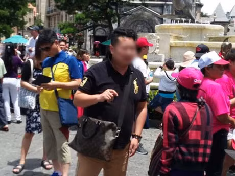 Da Nang tuoc giay phep cong ty tiep tay nguoi Trung Quoc - Anh 1