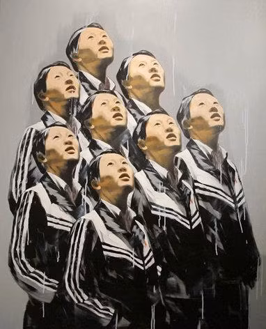 Với thủ pháp nhân bản Pop-Art, hoạ sĩ chuyển tải thông điệp với các nhân vật giống hệt nhau.