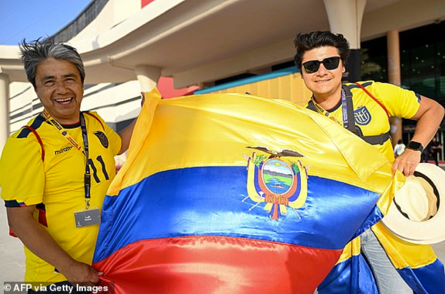 Chùm ảnh: Không khí rộn rã trước lễ khai mạc World Cup 2022 ảnh 5 Chùm ảnh: Không khí rộn rã trước lễ khai mạc World Cup 2022 ảnh 5