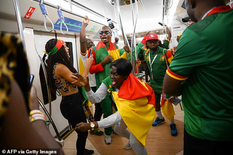 Chùm ảnh: Không khí rộn rã trước lễ khai mạc World Cup 2022 ảnh 8 Chùm ảnh: Không khí rộn rã trước lễ khai mạc World Cup 2022 ảnh 8