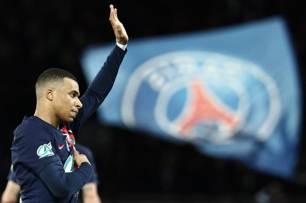 Kylian Mbappe đang chơi những trận đấu cuối cùng trong màu áo PSG Kylian Mbappe đang chơi những trận đấu cuối cùng trong màu áo PSG