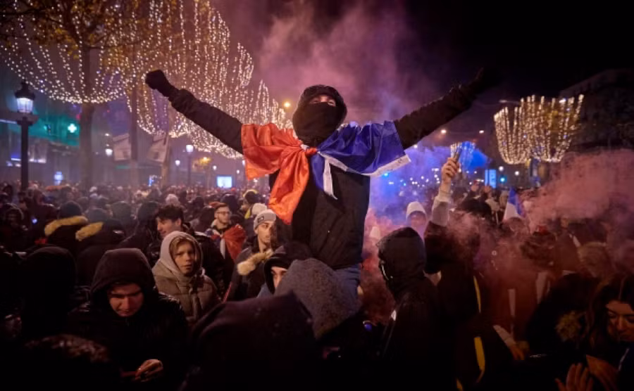 Pháp thua Argentina trên chấm luân lưu sau khi hòa 3-3 sau 120 phút.