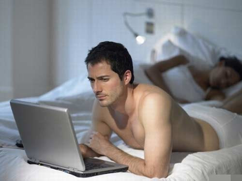 Tại sao đàn ông thích xem phim đen? ảnh 1 Tại sao đàn ông thích xem phim sex?