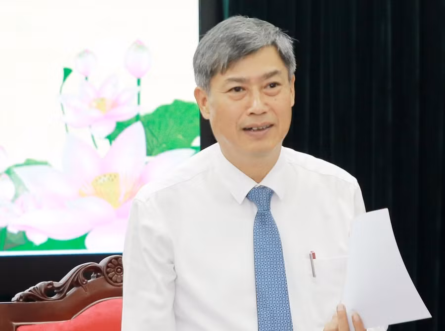 Ông Nguyễn Hữu Đông, Bí thư Tỉnh ủy Sơn La phát biểu tại hội nghị.