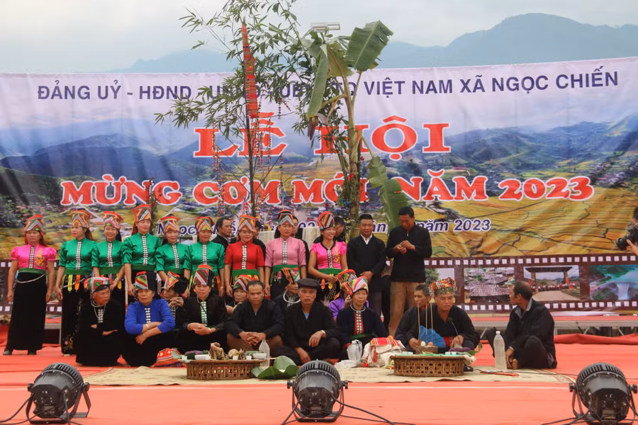 Tái hiện Lễ hội Pang A của đồng bào dân tộc La Ha, xã Ngọc Chiến.