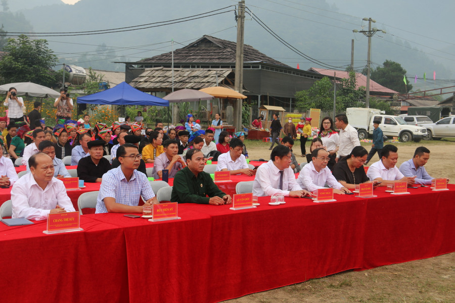 Các đại biểu dự Lễ hội Cơm mới.