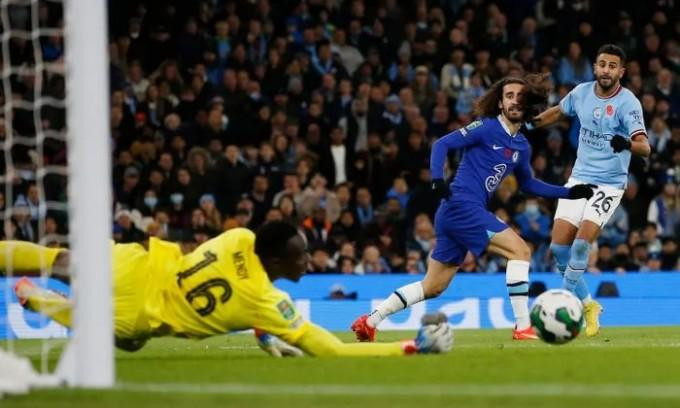 Chelsea gục ngã trước Man City và phải dừng bước ở vòng ba Cup Liên đoàn Anh.